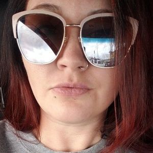 Meet your Posher, Ilissa